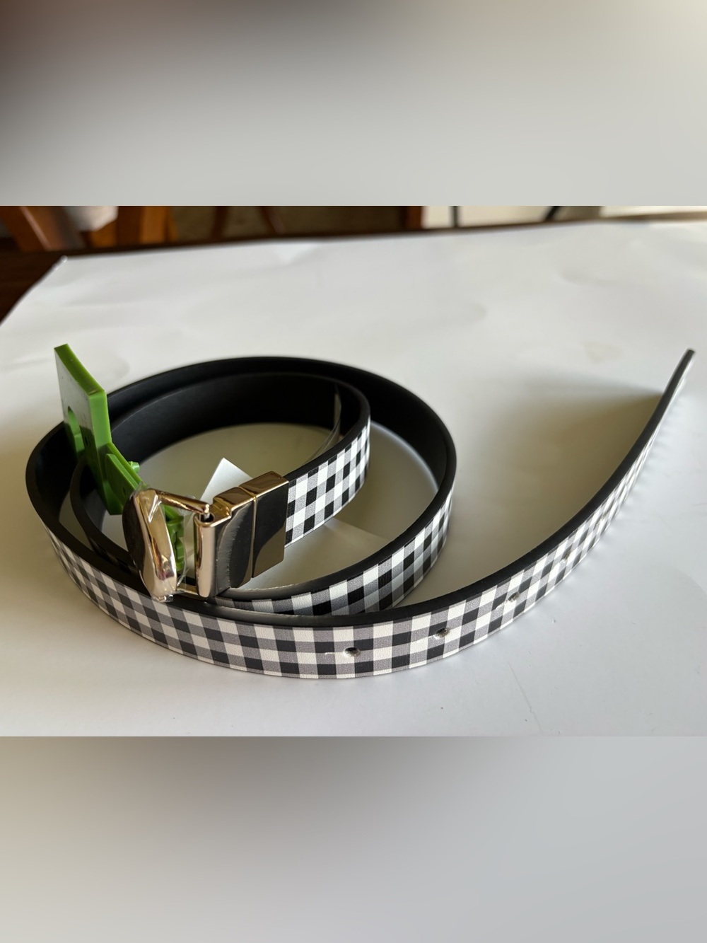 NWT- Kate spade Black & White Gingham Heart Buckle Belt.Twist reversible belt-L